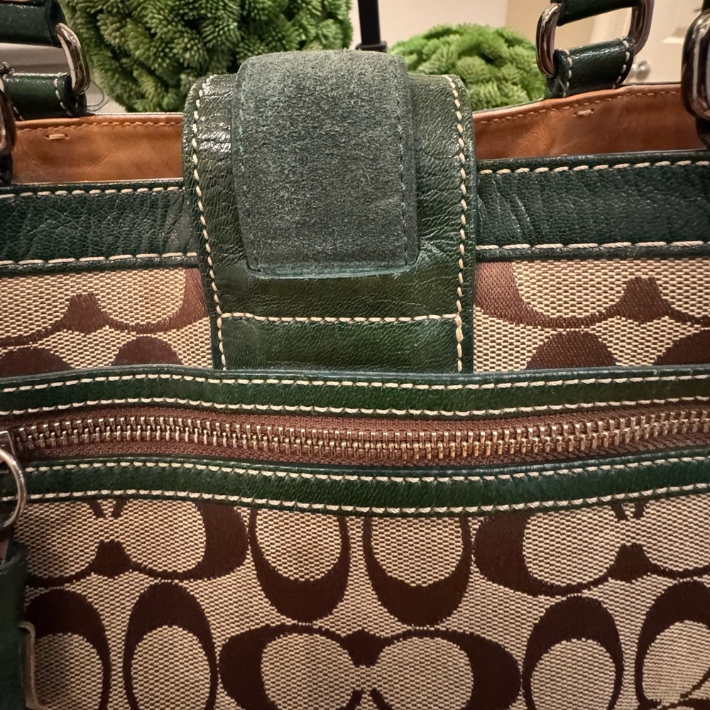 Coach - Hamptons Signature Stripe Satchel Green/Blue Suede - Nice Condition 2004 - Picture 6 of 11